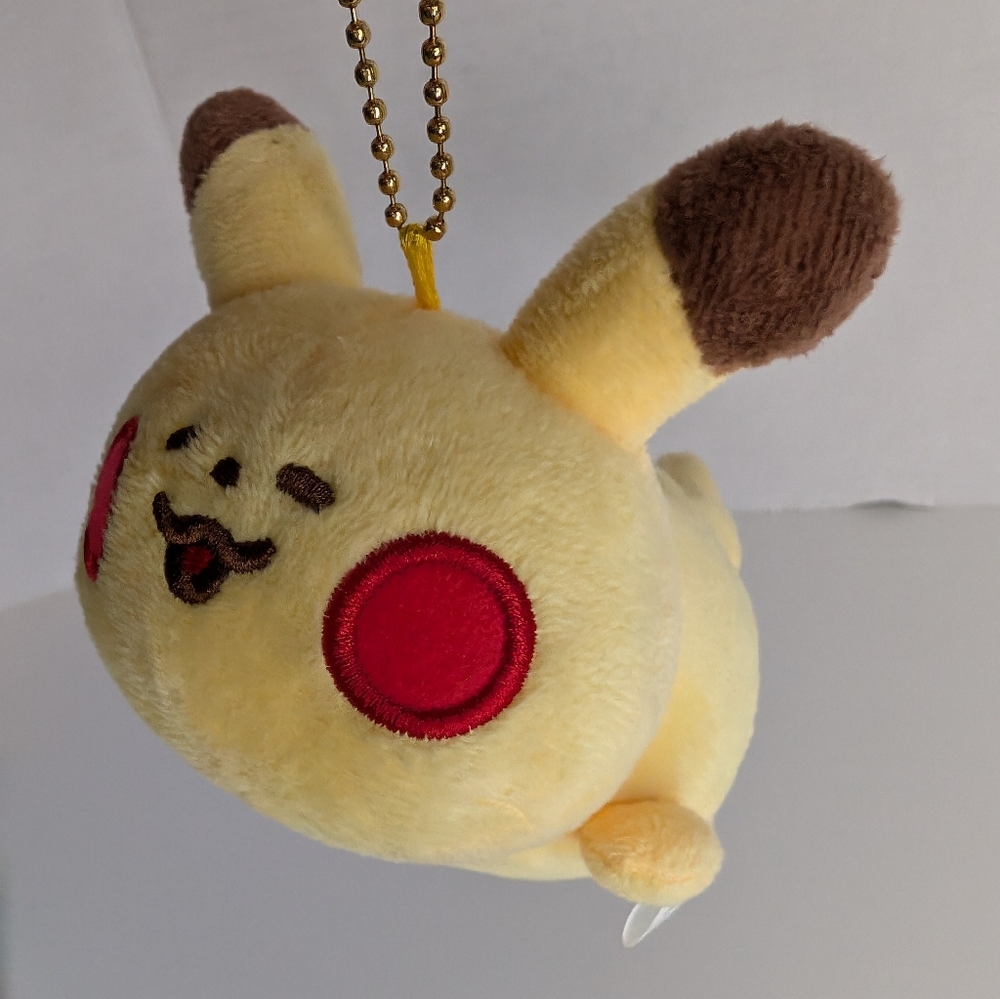 Pokemon Pikachu plush keychain Pokemon Station Yurito Rare Smiling keychain